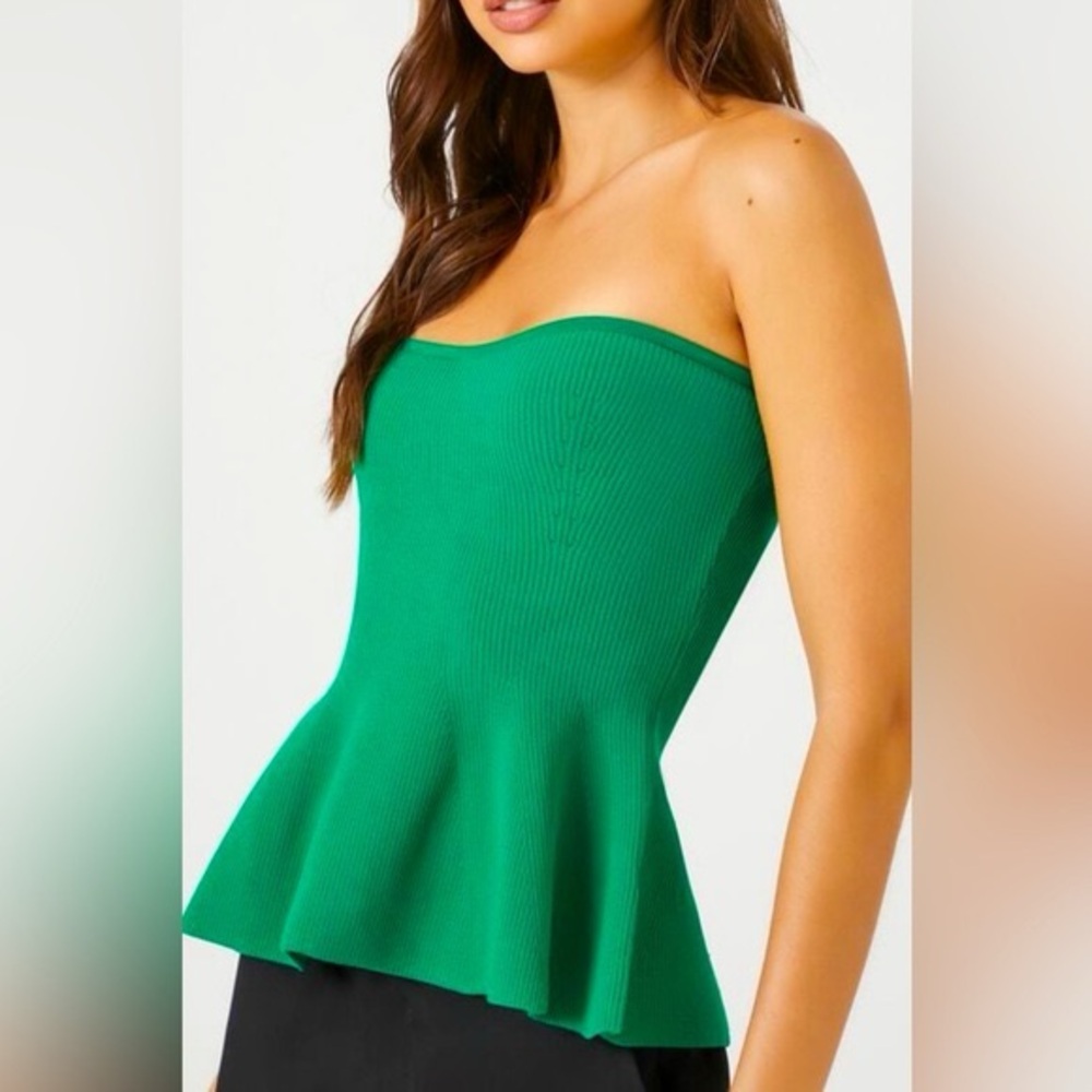 Forever 21 Sweater Knit Strapless Peplum
Top